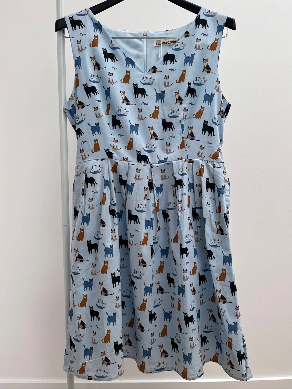 SM Wardrobe cat dress L meow print pockets NWT whimsical quirky playful - Picture 2 of 11